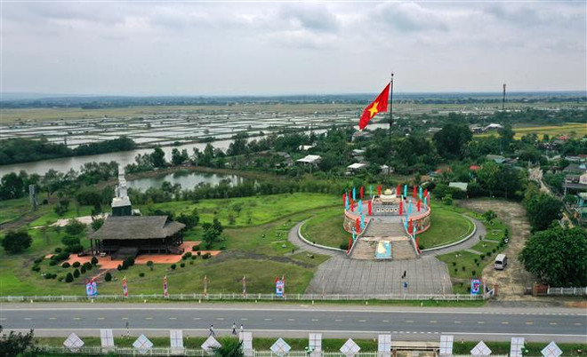 48 năm giải phóng Quảng Trị: Khát vọng vươn lên trên miền 'đất lửa' ảnh 2