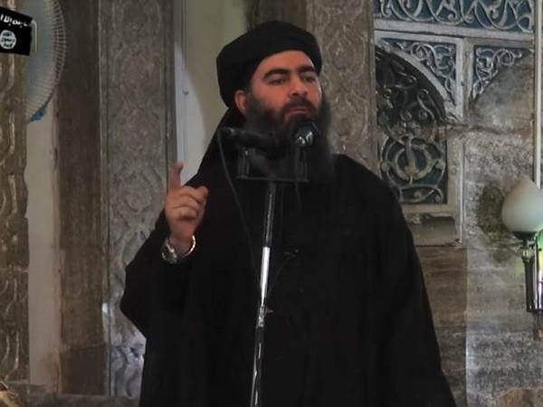 Thủ lĩnh IS Abu Bakr al-Baghdadi. (Nguồn: AFP) Thủ lĩnh IS bị tiêu diệt trong một cuộc không kích tại Syria ảnh 1