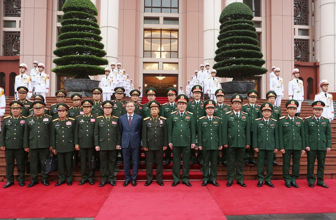 Đoàn đại biểu Chính trị cấp cao Quân đội Lào thăm chính thức Việt Nam ảnh 1