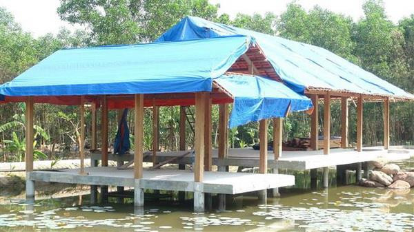 Tháo dỡ khu nghỉ dưỡng trái phép trong rừng phòng hộ ở Quảng Nam ảnh 2