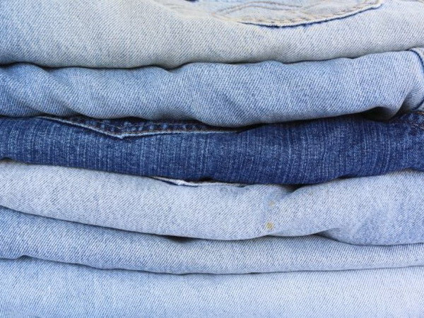 Australia thu hồi quần jeans do lo ngại nguy cơ gây ung thư ảnh 1