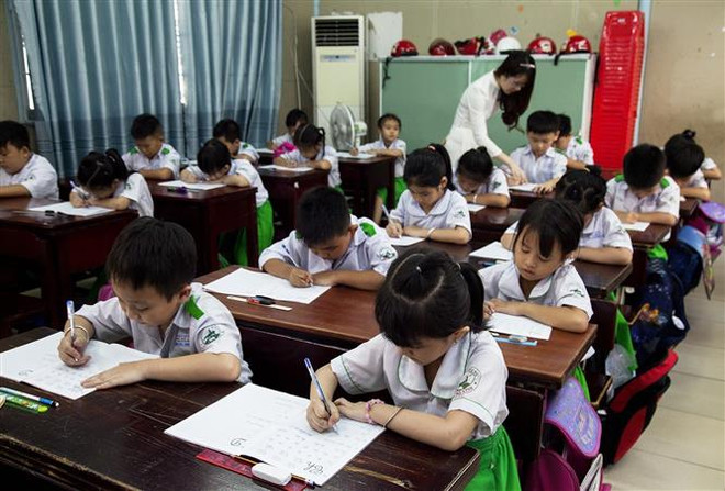 Bồi dưỡng giáo viên đáp ứng chương trình giáo dục phổ thông mới ảnh 1