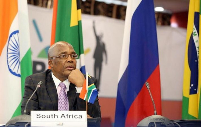 Bộ trưởng Nội vụ Nam Phi Aaron Motsoaledi. (Nguồn: African News Agency) Nam Phi miễn thị thực cho du khách để thúc đẩy ngành du lịch ảnh 1