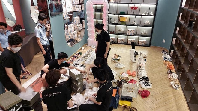 Phát hiện nhiều sản phẩm nghi giả tại cửa hàng của Trang Nemo ảnh 1