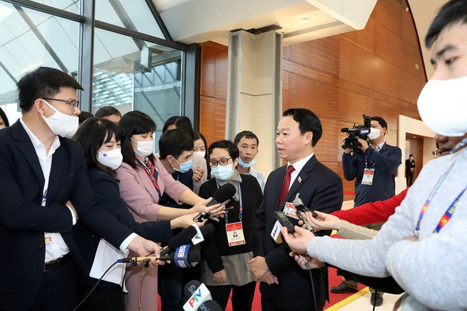 Thảo luận dân chủ, thẳng thắn, trách nhiệm về các dự thảo Văn kiện ảnh 1