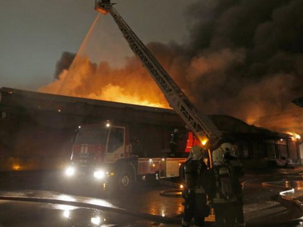 Nga: Cháy lớn tại trung tâm thương mại ở thủ đô Moskva ảnh 1
