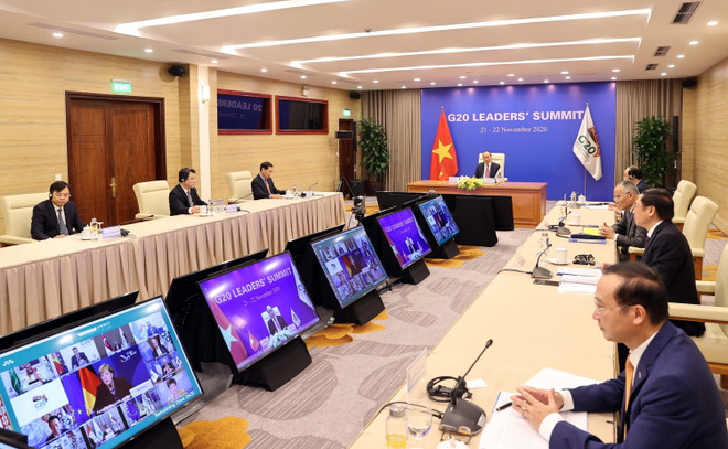 [Photo] Thủ tướng Nguyễn Xuân Phúc dự phiên thảo luận Hội nghị G20 ảnh 5