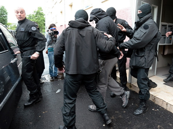 Lỗ hổng an ninh ở châu Âu mở đường cho làn sóng cực đoan ảnh 1