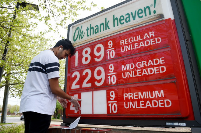 Giá dầu và những tác động tiềm ẩn đến nền kinh tế của Mỹ ảnh 1