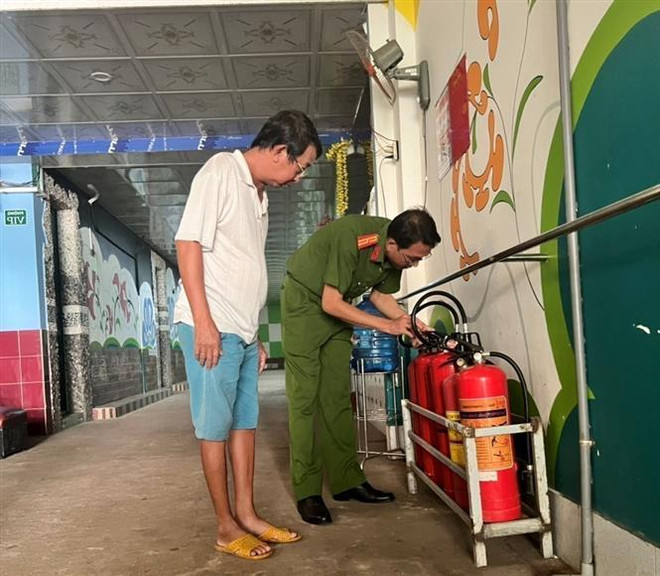 Cháy quán karaoke - Nâng cao phòng ngừa để chặn những sự cố đáng tiếc ảnh 2