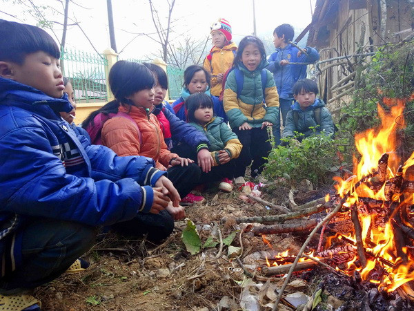 Bão Tembin di chuyển nhanh, khu vực Bắc Bộ nhiệt độ giảm sâu ảnh 1