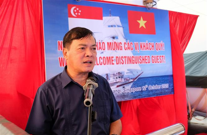 Giao lưu thắt chặt tình đoàn kết giữa Hải quân Việt Nam-Singapore ảnh 4