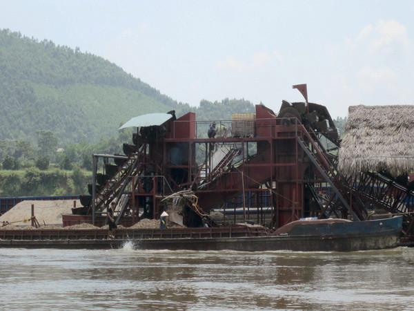 Tuyên Quang xử nghiêm các vụ khai thác khoáng sản trái phép ảnh 1