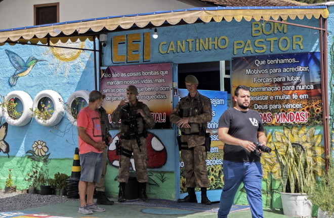 Brazil rúng động vì hai vụ tấn công tại trường học liên tiếp trong 24 ảnh 1