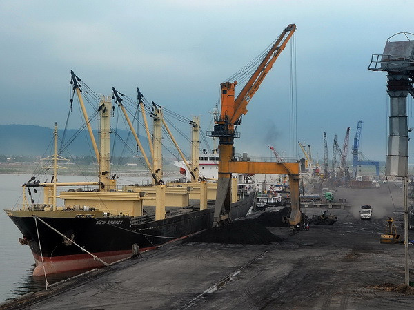 Thủ tướng: Không chủ quan để hướng tới mục tiêu tăng trưởng 6,7% ảnh 2