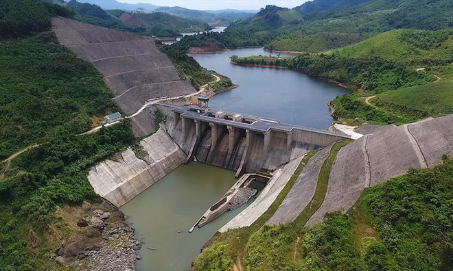 Sớm xác định sự cố rò rỉ đường ống dẫn nước nhà máy thủy điện A Lưới ảnh 1