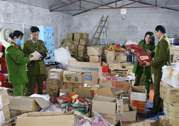 Chống hàng giả, hàng nhái - nhiệm vụ xuyên suốt của quản lý thị trường ảnh 3