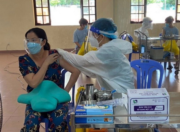 Bà Rịa-Vũng Tàu: 91,61% số người từ 18 tuổi trở lên tiêm ít nhất 1 mũi ảnh 1