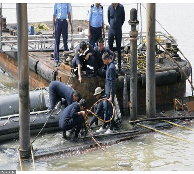 Chìm tàu hải quân ở Ấn Độ khiến nhiều người mất tích ảnh 1