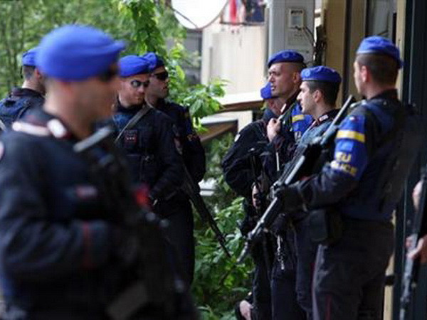 EU quyết định gia hạn sứ mệnh tại Kosovo tới tháng 6/2016 ảnh 1