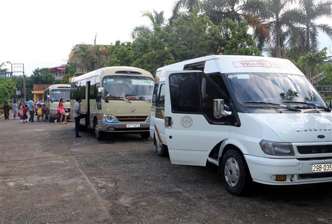 Bịt ''lỗ hổng'' trong dịch vụ xe ôtô đưa đón học sinh ảnh 1