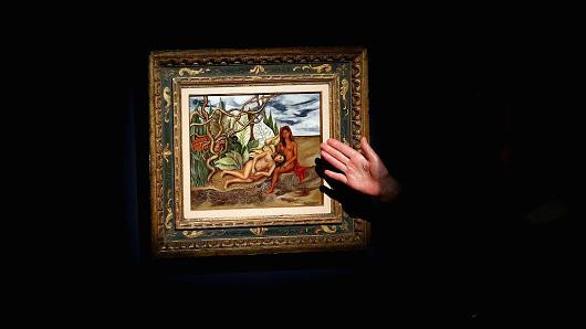 Tranh của nghệ sỹ Mexico gây sốc vì lập kỷ lục về giá bán ảnh 1