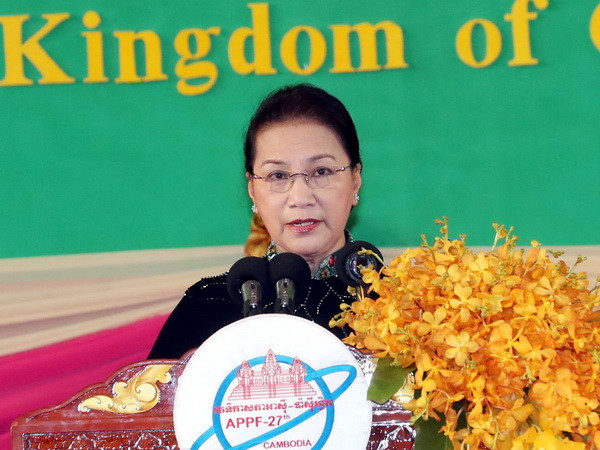Chủ tịch Quốc hội Nguyễn Thị Kim Ngân phát biểu tại Lễ khai mạc Hội nghị lần thứ 27 Diễn đàn Nghị viện châu Á-Thái Bình Dương (APPF-27) trên cương vị là Chủ tịch APPF tiền nhiệm (APPF-26). (Ảnh: Trọng Đức/TTXVN) Việt Nam góp phần tăng cường quan hệ đối tác nghị viện châu Á-TBD ảnh 1