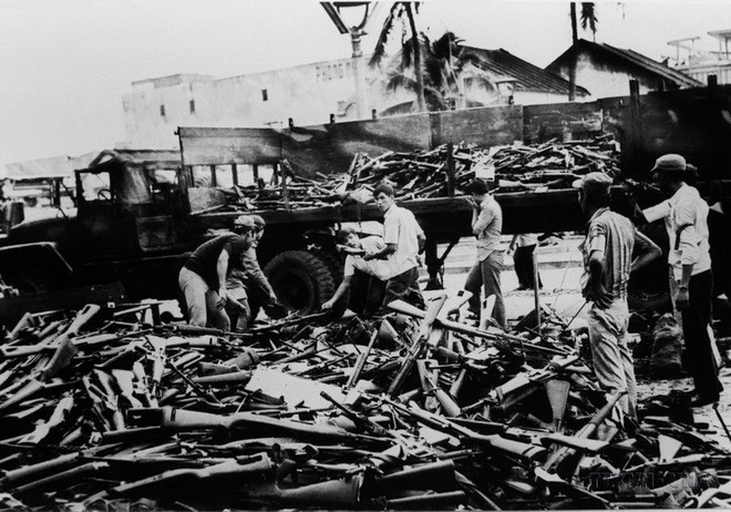 Chiến dịch Huế-Đà Nẵng diễn ra từ ngày 21=29/3/1975, là một trong 3 chiến dịch lớn trong cuộc Tổng tiến công và nổi dậy mùa Xuân 1975. Chỉ trong một thời gian ngắn ta đã tiêu diệt được nhiều sư đoàn chủ lực của địch. (Ảnh: Trọng Nghiệp/TTXVN) ttxvn_chien dich HCM10.jpg