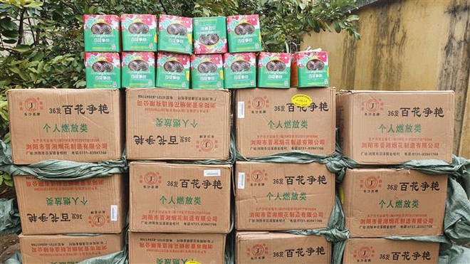 Bộ đội biên phòng Quảng Ninh bắt đối tượng vận chuyển hơn 4 tạ pháo ảnh 1