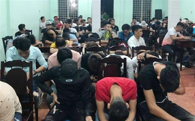 Đồng Nai: Phát hiện hàng chục đối tượng sử dụng ma túy trong quán bar ảnh 1