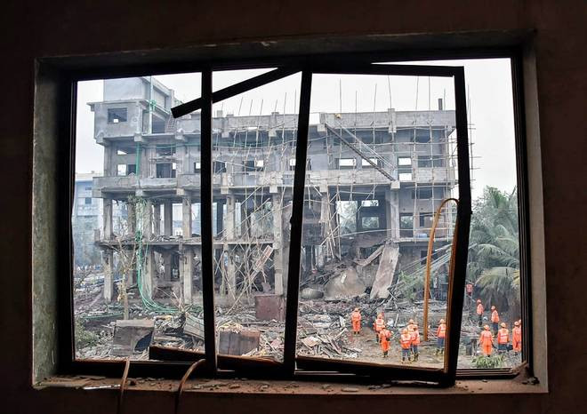 Ấn Độ: Nổ nhà máy hóa chất, 8 người chết, nhiều người vẫn mắc kẹt ảnh 1