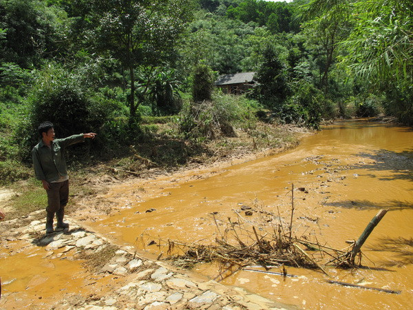 Sạt lở bùn đỏ tại bãi quặng Công ty Gang thép Cao Bằng ảnh 1
