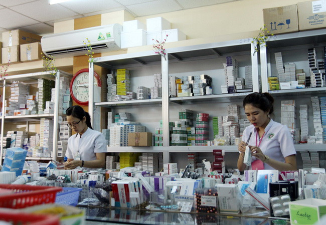 Nhà thuốc GPP tại bệnh viện quận 2, Thành phố Hồ Chí Minh. (Ảnh: Phương Vy/TTXVN) TP.HCM mở rộng thêm 176 điểm bán thuốc bình ổn thị trường ảnh 1