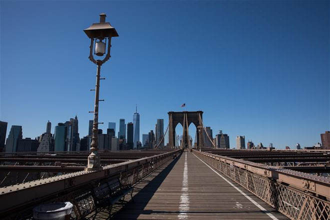 ''Thành phố không ngủ'' của Mỹ đìu hiu do dịch COVID-19 ảnh 2