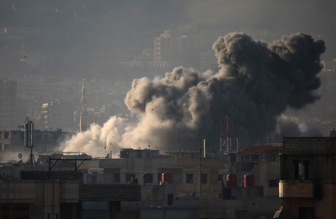 Phiến quân bất ngờ tấn công thủ đô Syria, gần 60 người thương vong ảnh 1