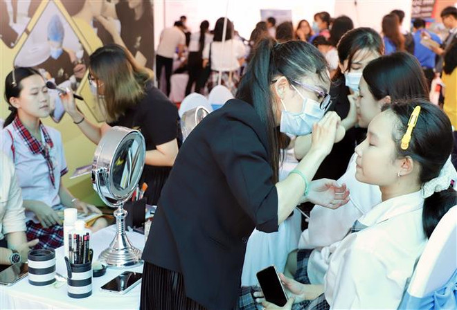 Sôi động Ngày hội Hướng nghiệp-Dạy nghề tại Thành phố Hồ Chí Minh ảnh 2