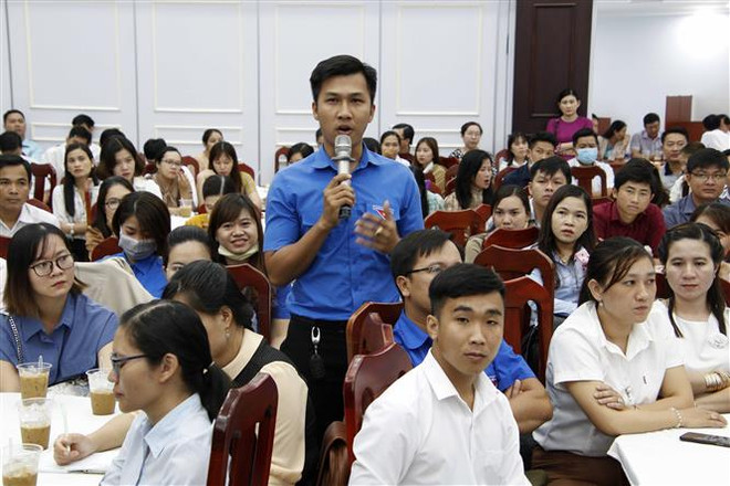 Lãnh đạo tỉnh Cà Mau gặp mặt gần 350 công chức, viên chức trẻ ảnh 2