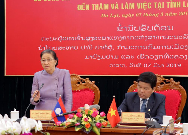 Chủ tịch Quốc hội Lào thăm và làm việc tại Lâm Đồng ảnh 1