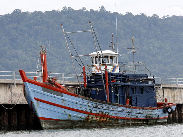 Hải quân Malaysia phát hiện 2 thuyền nhập cư bất hợp pháp ảnh 1