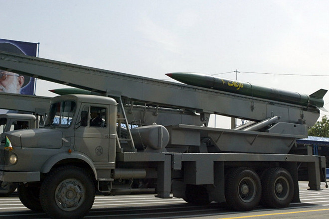 Lục quân Iran tập trận và thử tên lửa thế hệ mới nhất Naze'at ảnh 1