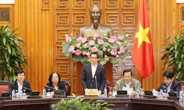 Phó Thủ tướng Vũ Đức Đam phát biểu tại hội nghị. (Ảnh: Phương Hoa/TTXVN) Khuyến khích các mô hình, chương trình chăm sóc người cao tuổi ảnh 1