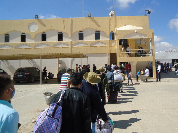 Vẫn còn hơn 500 lao động Việt Nam tại Libya chưa về nước ảnh 1