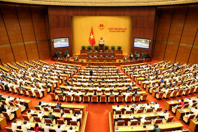 Quang cảnh phiên họp chiều 25/7. (Ảnh: Phạm Kiên/TTXVN) Bộ trưởng Tài chính: Bộ, địa phương ủng hộ giảm 10% chi thường xuyên ảnh 1
