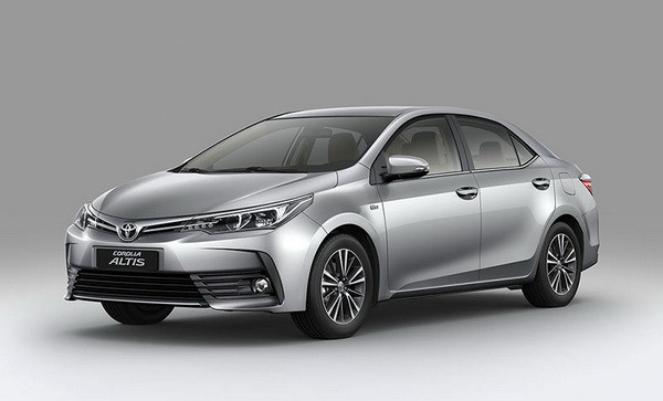 Toyota Altis 2017 mới chính thức 'chốt' giá từ 702 triệu đồng ảnh 1