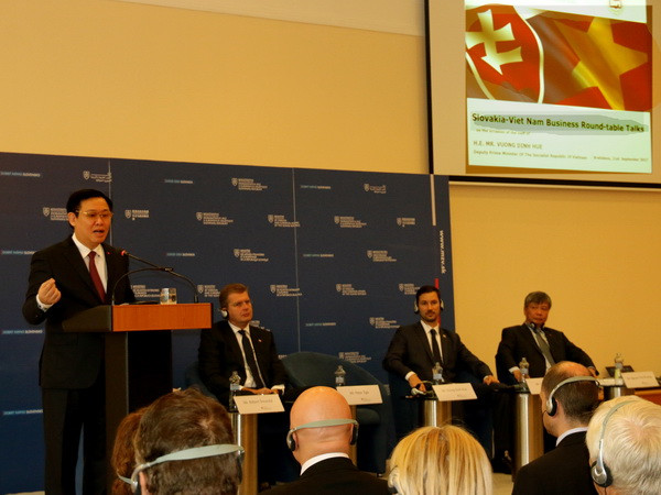 Việt Nam luôn coi trọng củng cố và phát triển quan hệ với Slovakia ảnh 2