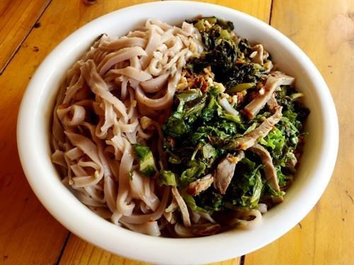 Phở hồng Bắc Hà - Tinh hoa của 'Cao nguyên trắng' ảnh 1