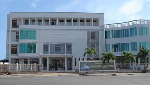 Trụ sở Sở Tài nguyên và Môi trường An Giang. (Nguồn: sotainguyenmt.angiang.gov.vn) Kỷ luật Bí thư Đảng ủy Giám đốc Sở Tài nguyên và Môi trường An Giang ảnh 1