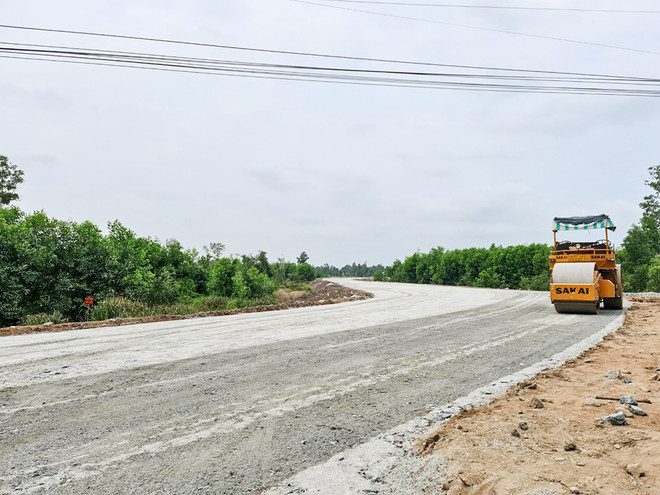 Chậm nhất đến ngày 30/7, các dự án còn khó khăn, vướng mắc trong bồi thường, giải phóng mặt bằng phải được giải quyết. (Nguồn: baoangiang.com.vn) An Giang giải quyết vướng mắc mặt bằng các dự án chậm nhất đến 30/7 ảnh 1
