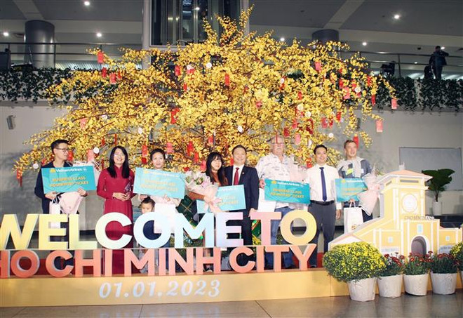 Du lịch TP.HCM đạt doanh thu hơn 5.900 tỷ đồng dịp Tết Dương lịch 2023 ảnh 1