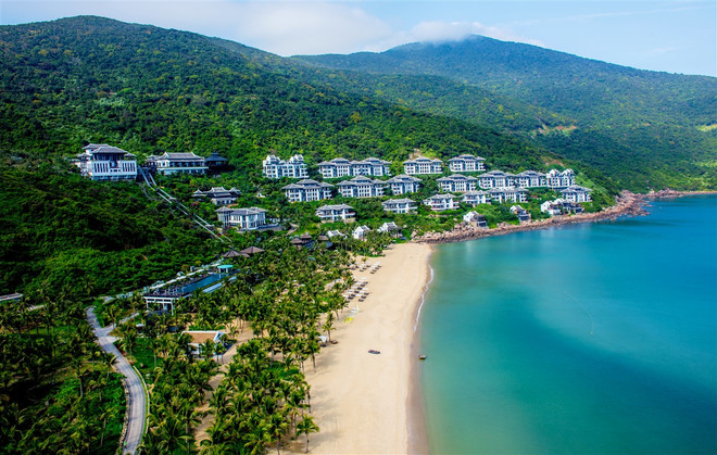 Intercontinental Danang Sun Peninsula Resort - Khu nghỉ dưỡng nhận hàng loạt giải thưởng quốc tế danh giá. Sản phẩm du lịch - độc chiêu hút khách của các điểm đến ảnh 2